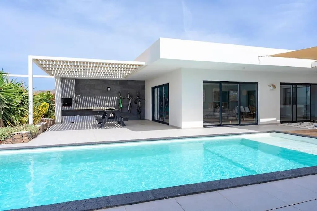 Maison Au Pied Du Calderon Hondo Lajares Villa